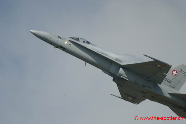 Swiss-F-18C (10)