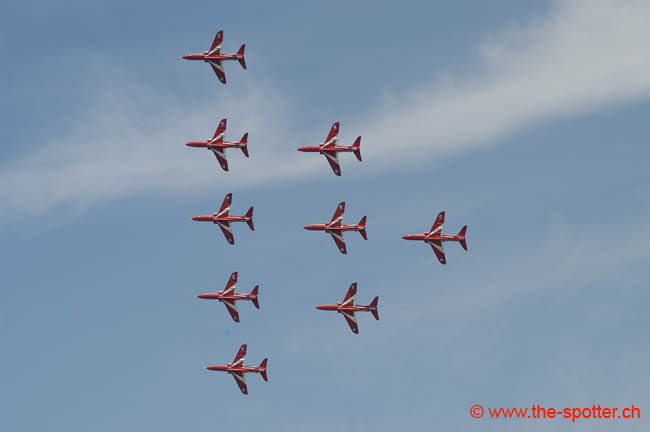 Red-Arrows (19)