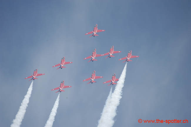 Red-Arrows (23)