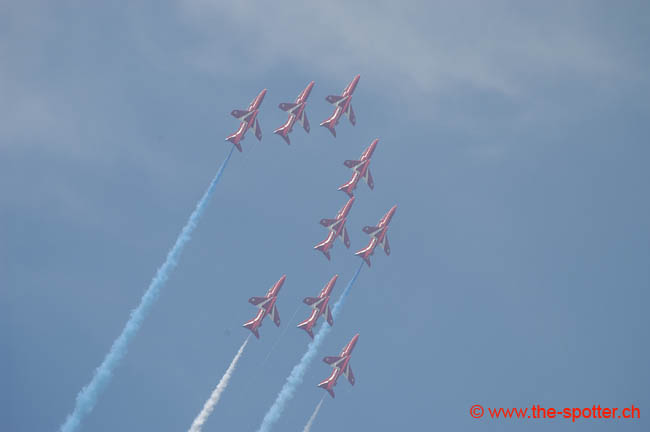 Red-Arrows (30)