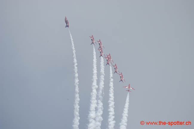 Red-Arrows (43)