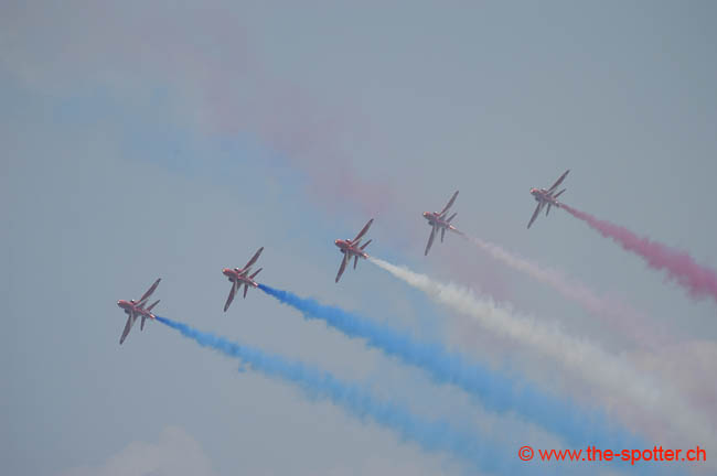 Red-Arrows (49)