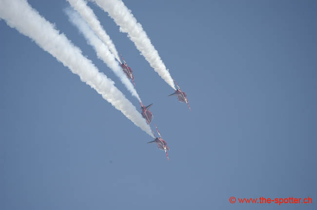 Red-Arrows (52)