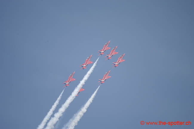 Red-Arrows (60)