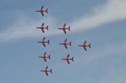 Red-Arrows (19)