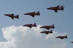 Red-Arrows (2)
