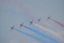 Red-Arrows (49)