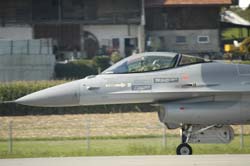 F16-Falcon-varied