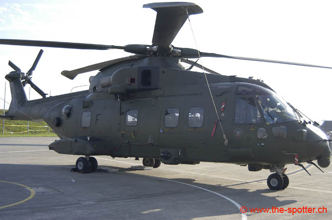 Eh-101-Merlin (4)