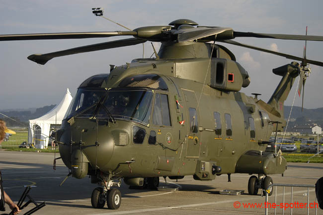 Eh-101-Merlin (6)