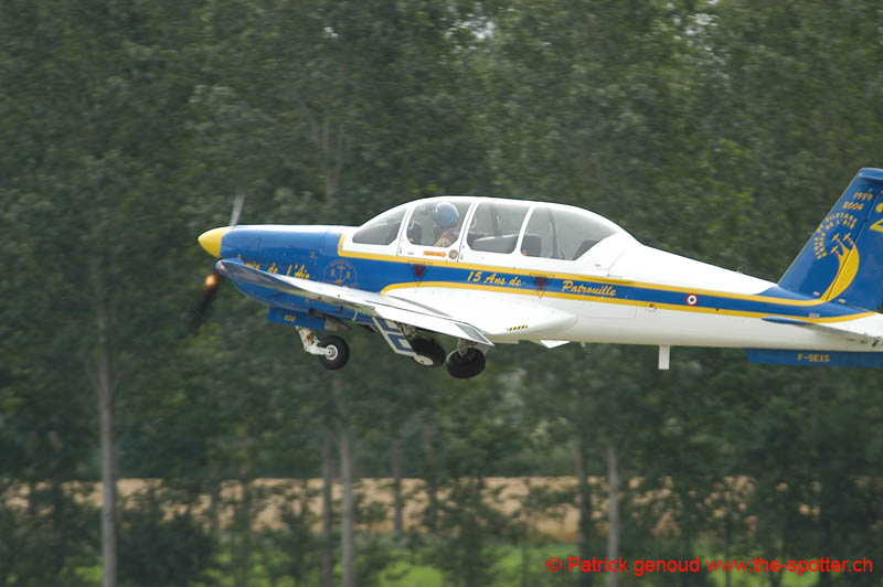 YVAIR05 in flight-1027
