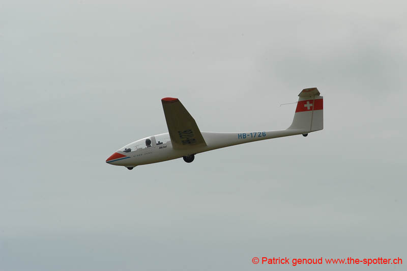 YVAIR05 in flight-1039