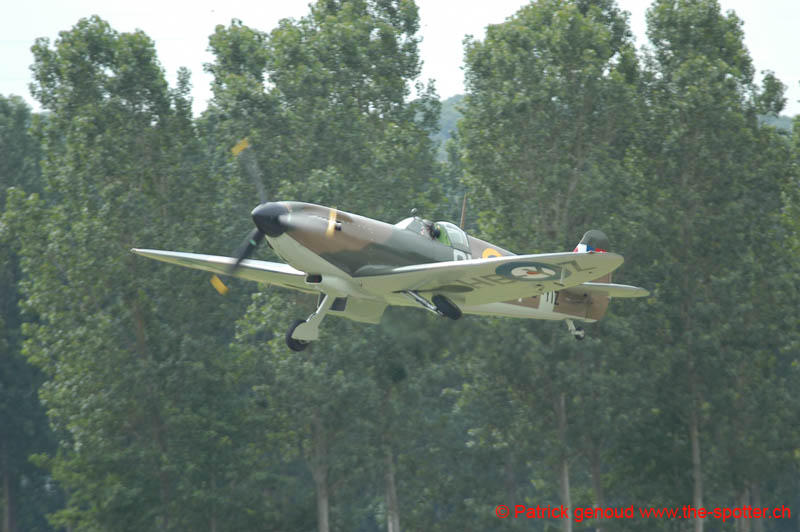 YVAIR05 in flight-1044