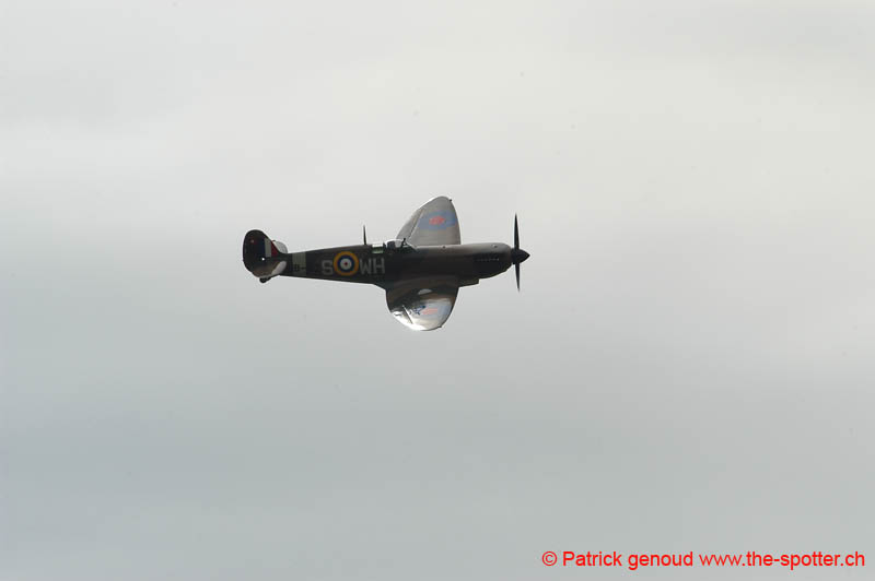 YVAIR05 in flight-1047