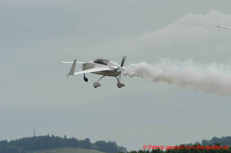 YVAIR05 in flight-1052