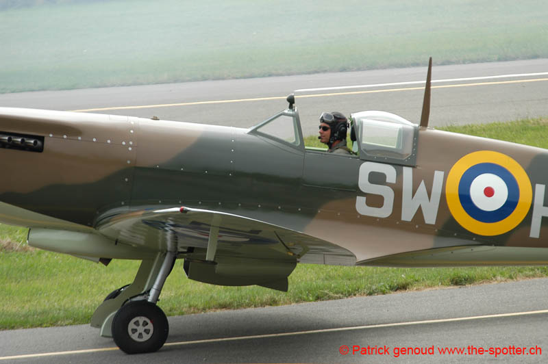 YVAIR05 in flight-1054