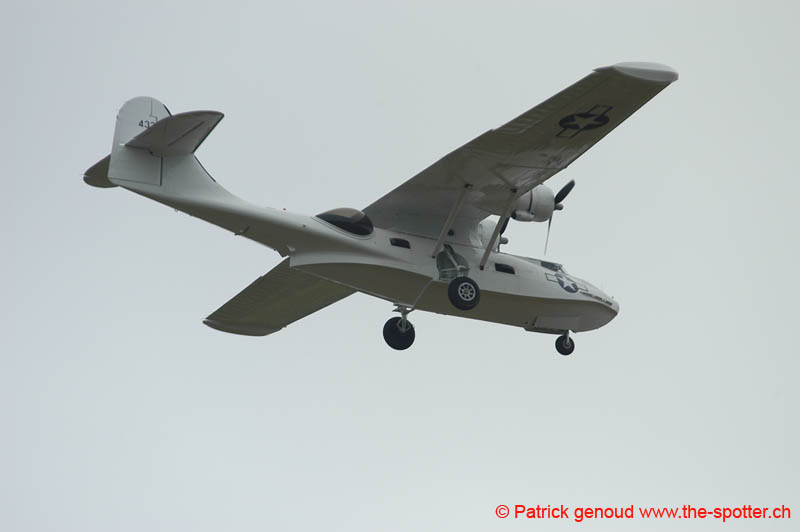 YVAIR05 in flight-1076