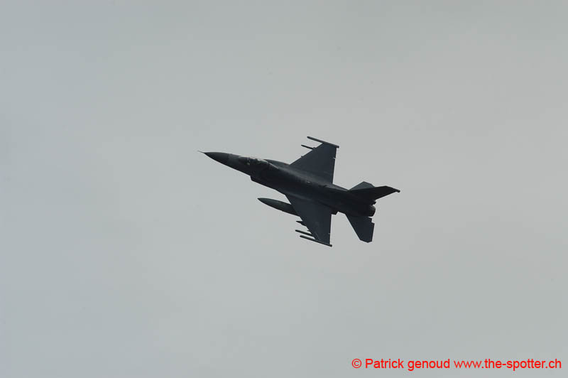 YVAIR05 in flight-1081