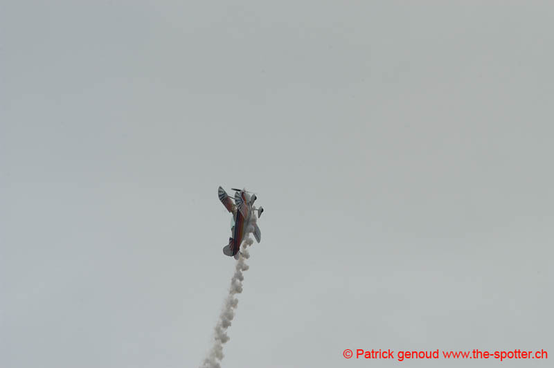 YVAIR05 in flight-1090
