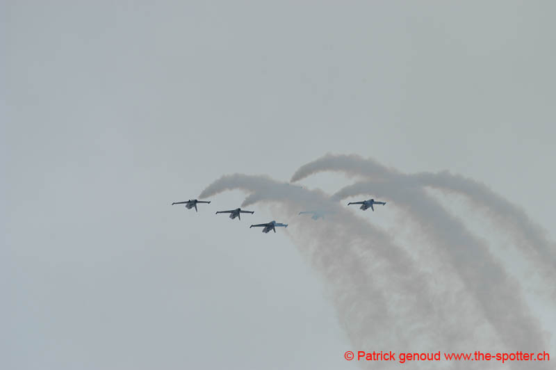 YVAIR05 in flight-1099