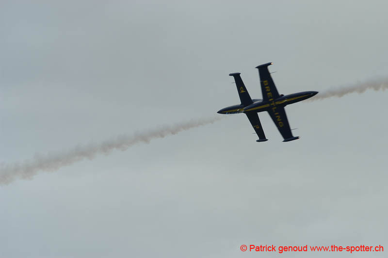 YVAIR05 in flight-1102