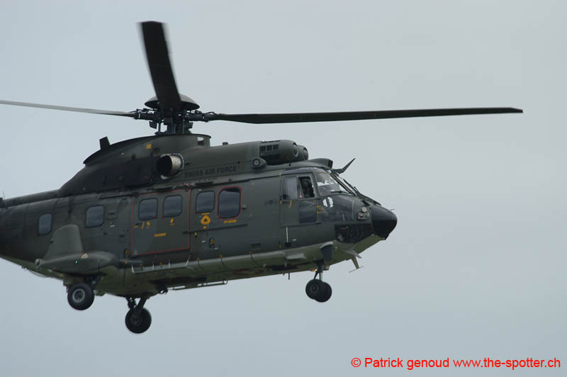 YVAIR05 in flight-1113