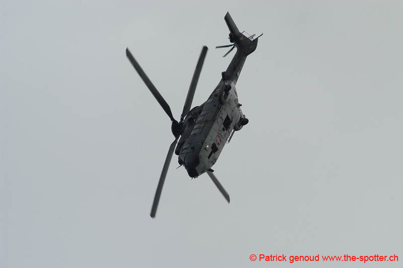YVAIR05 in flight-1118