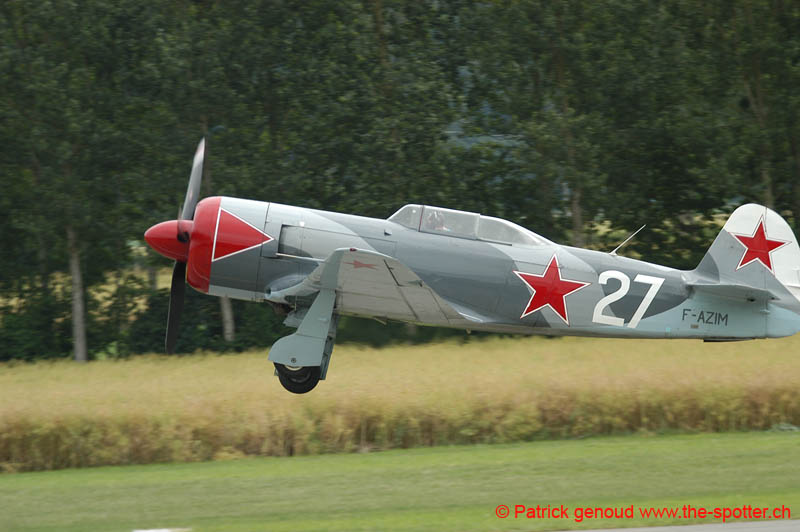 YVAIR05 in flight-1125
