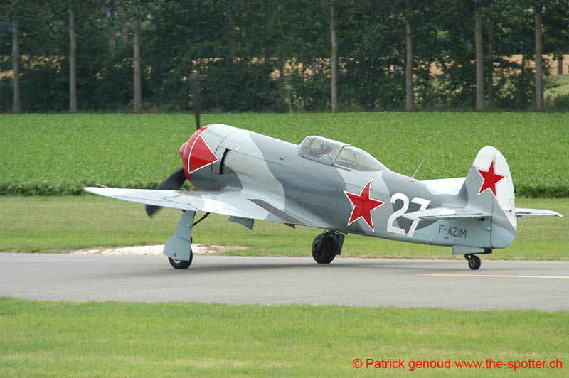 YVAIR05 in flight-1136