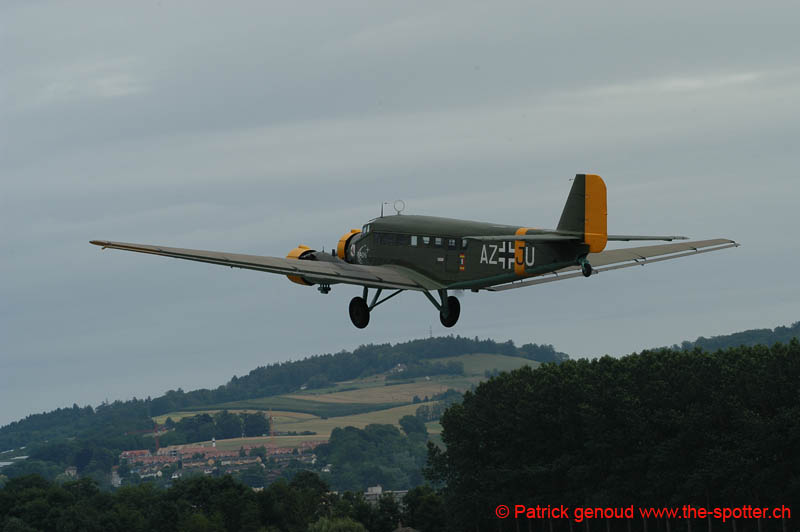 YVAIR05 in flight-1141