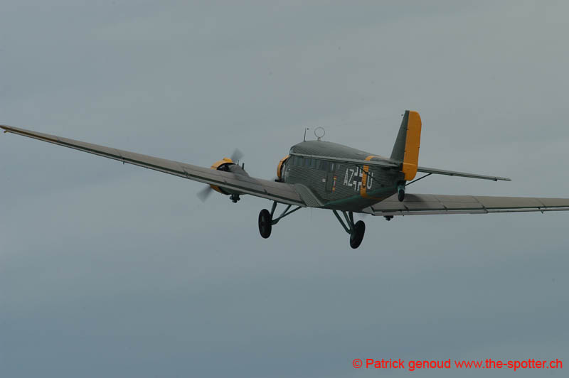 YVAIR05 in flight-1142
