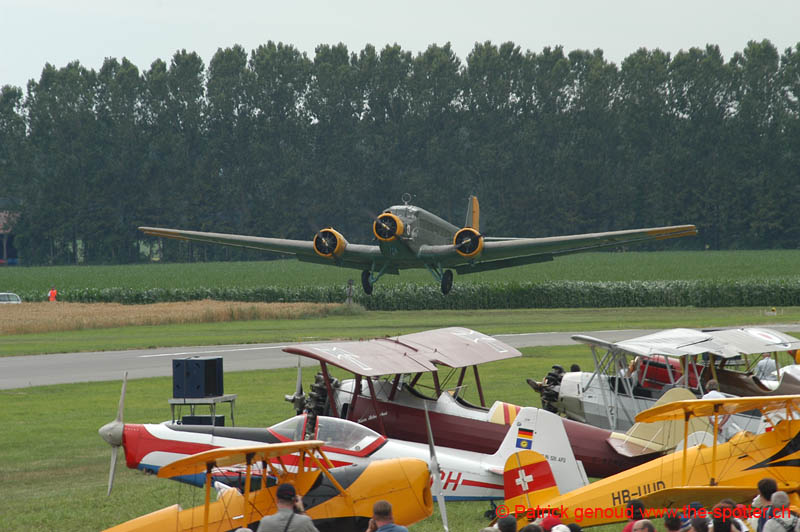 YVAIR05 in flight-1148