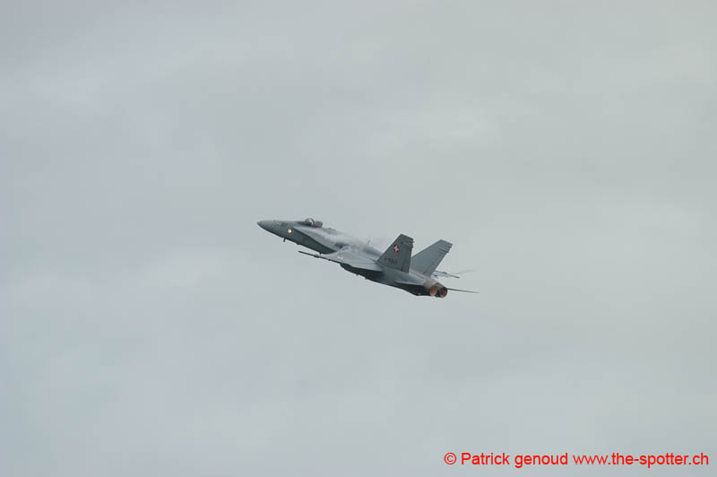 YVAIR05 in flight-1168