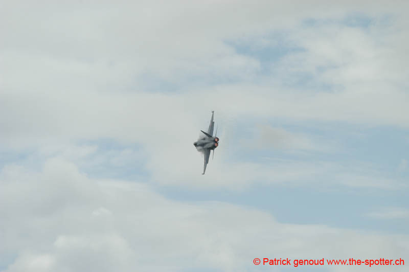 YVAIR05 in flight-1170