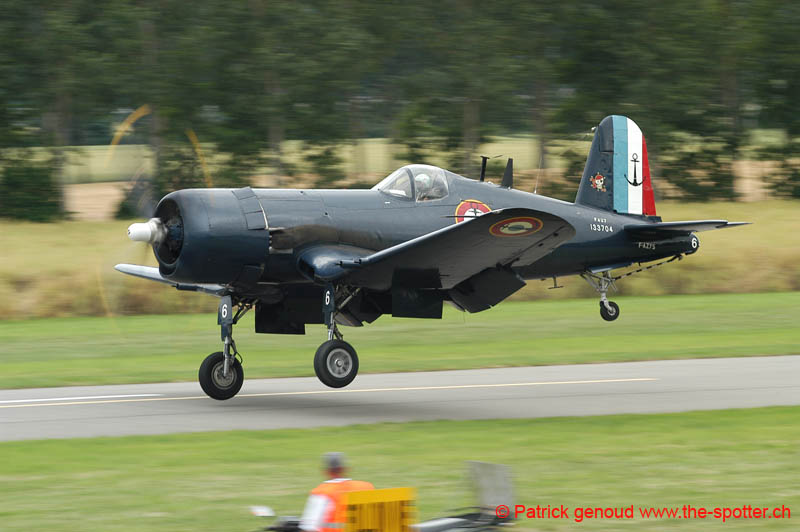 YVAIR05 in flight-1176