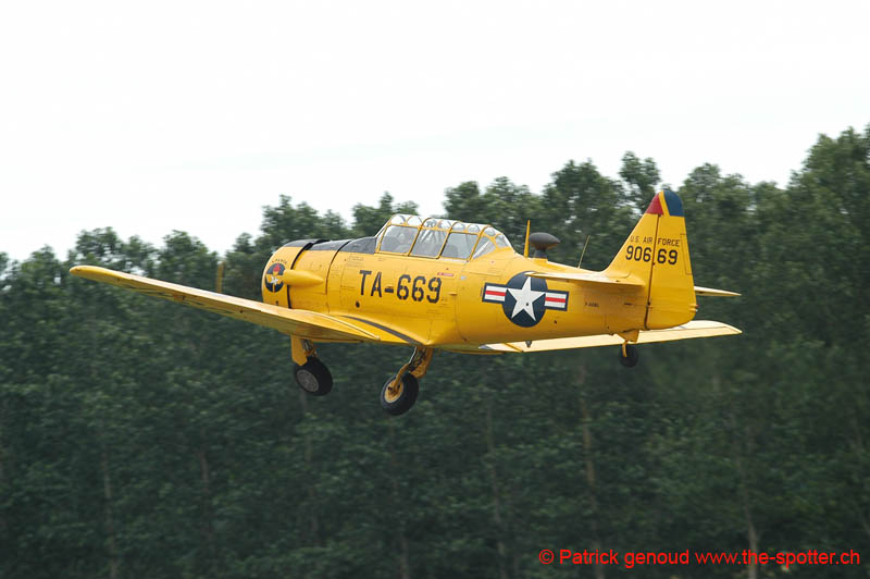 YVAIR05 in flight-1182