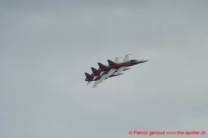 YVAIR05 in flight-1240