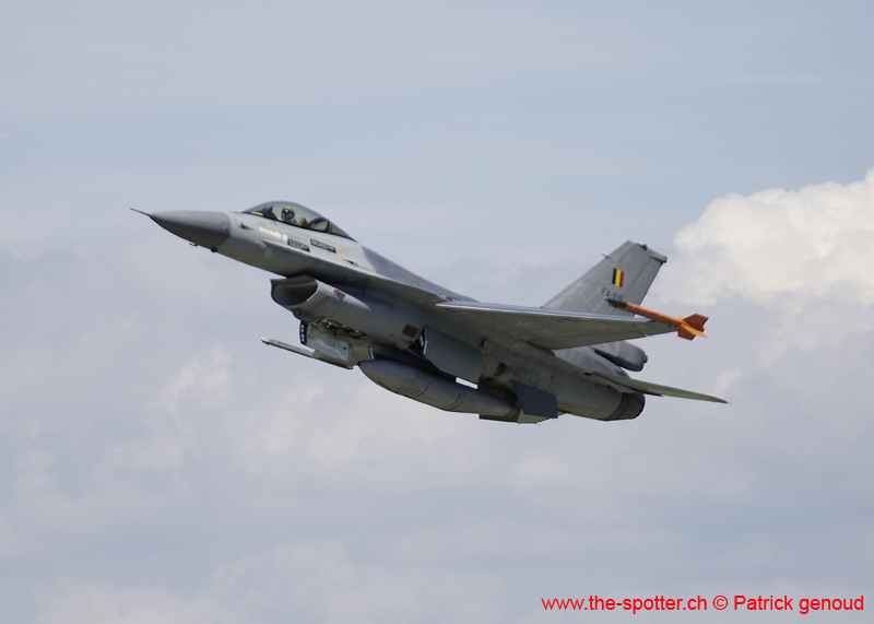 Falcon VS Hornet 23-24.08103