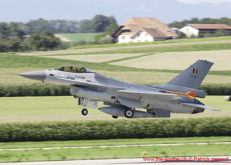 Falcon VS Hornet 23-24.08133