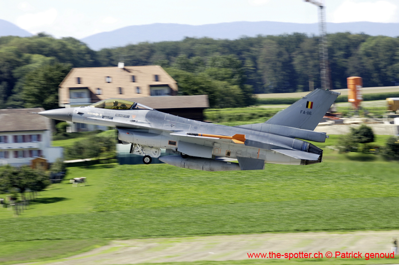 Falcon VS Hornet 23-24.08134