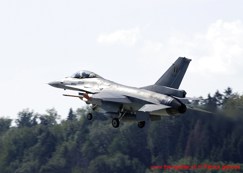 Falcon VS Hornet 23-24.08140