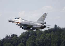 Falcon VS Hornet 23-24.08112