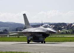 Falcon VS Hornet 23-24.08126