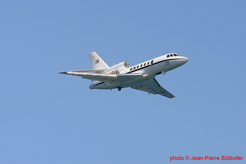 Douarnenez 060727 001-Dassault Falcon 50M