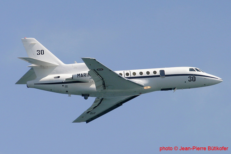 Douarnenez 060727 003-Dassault Falcon 50M