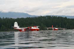 CAA9 070718 001-Martin Mars JRM-3 C-FLYK+C-FLYL
