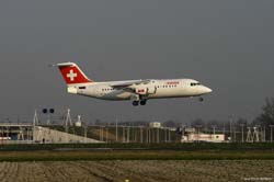 AMS 070328 12-Avro RJ-100 HB-IXX Swiss