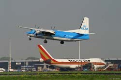 AMS 070425 18-Fokker F-50 PH-LXR KLM Cityhopper
