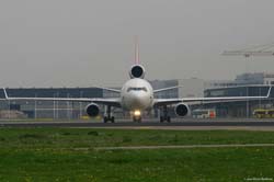 AMS 070425 27-Mc Donnell MD-11 PH-MCP Martinair