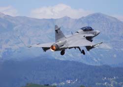 grippen-13-08-08-116